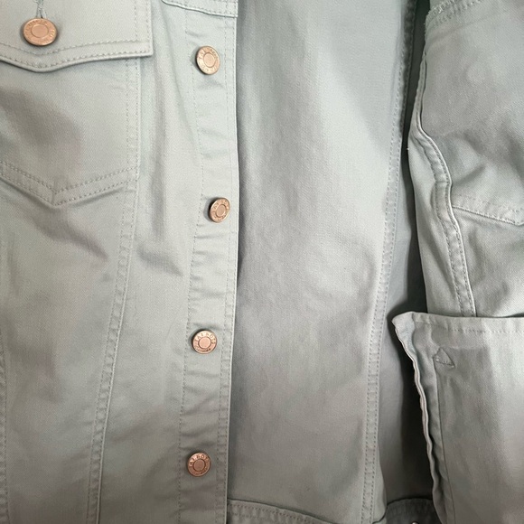 Talbots Women’s Mint or Seafoam Green Denim Jacket - Picture 3 of 6